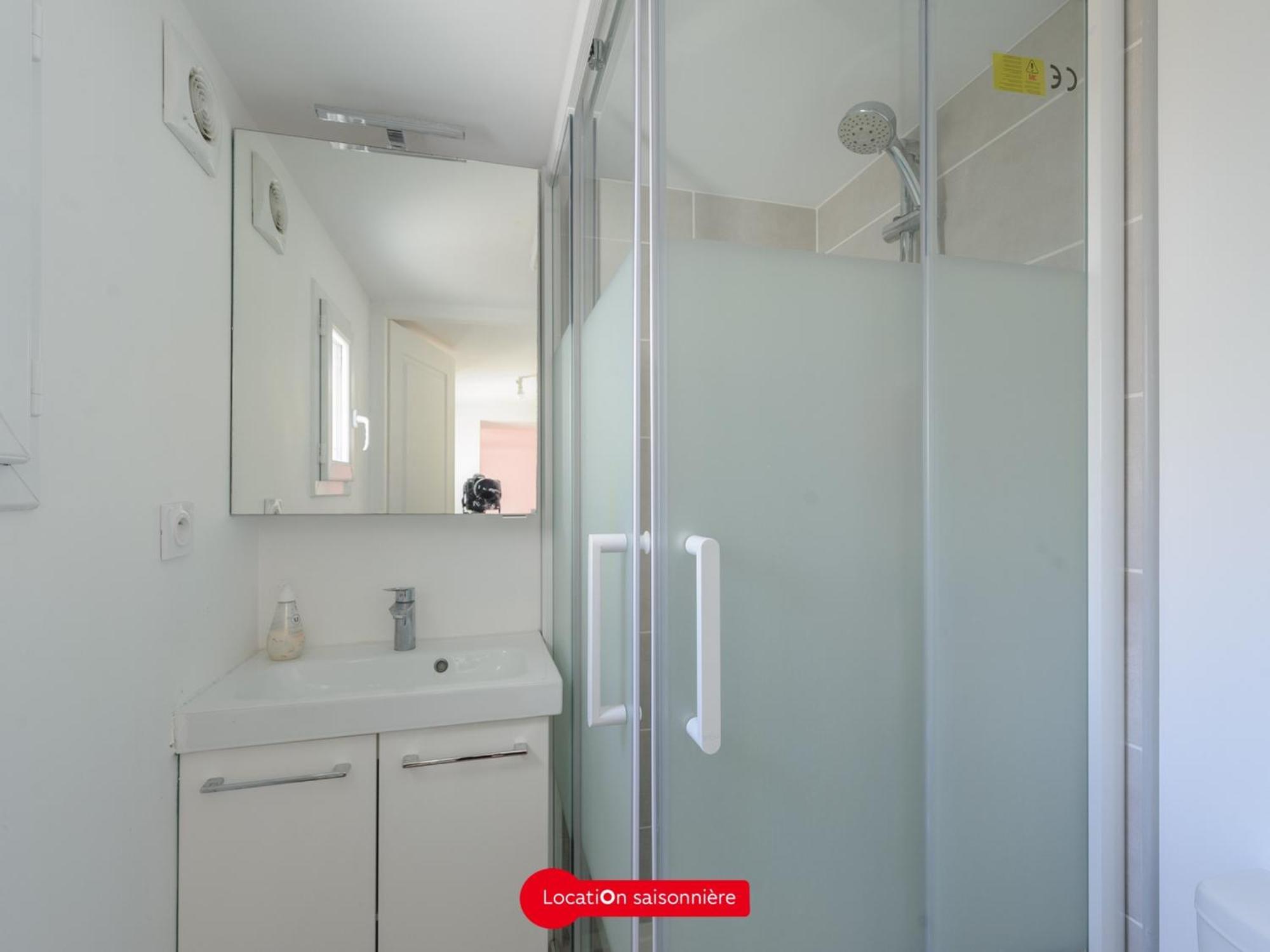 T2 A 50m De La Avec Cour, Wifi Et Equipements Bebe - 4 Pers, - Fr-1-535-17 Apartment Chatelaillon-Plage